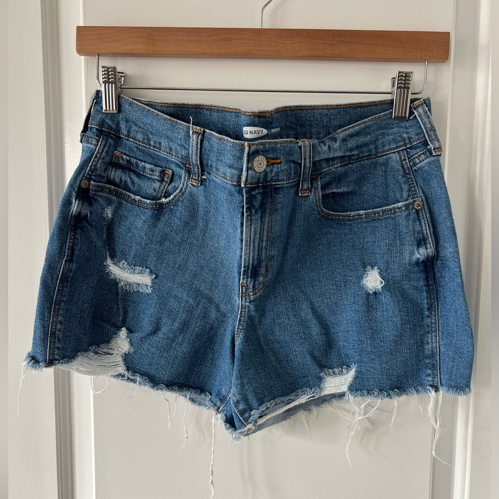 Old Navy Mid-Rise Distressed Boyfriend Jean Cut-Off Shorts Size 10